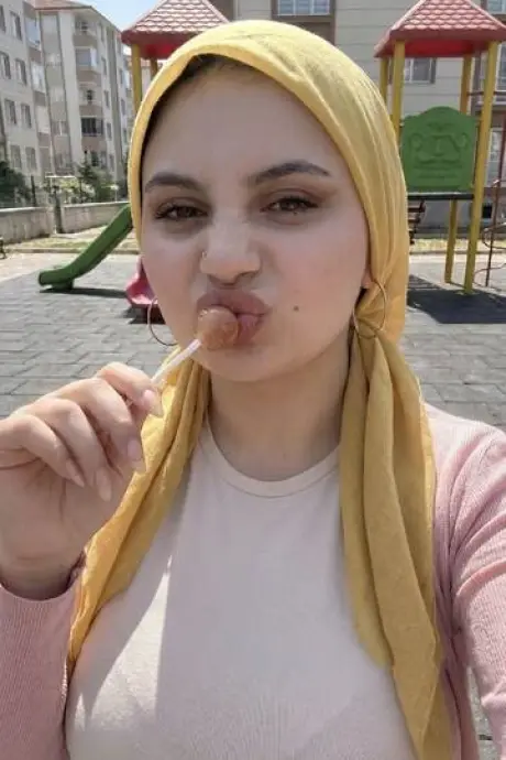 Başakşehir Escort Defne Fotoğrafı (3)