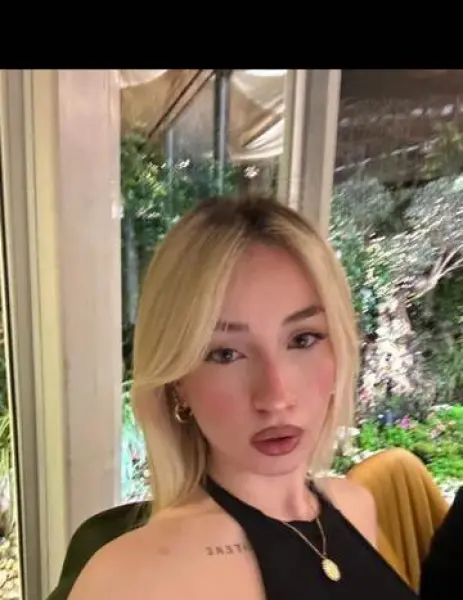 BAŞAKŞEHİR Escort BERNA - Gerçek Fotoğraflı Doğrulanmış Profil BAŞAKŞEHİR Escort Bayan BERNA - İstanbul VIP Eskort Modelleri 2026