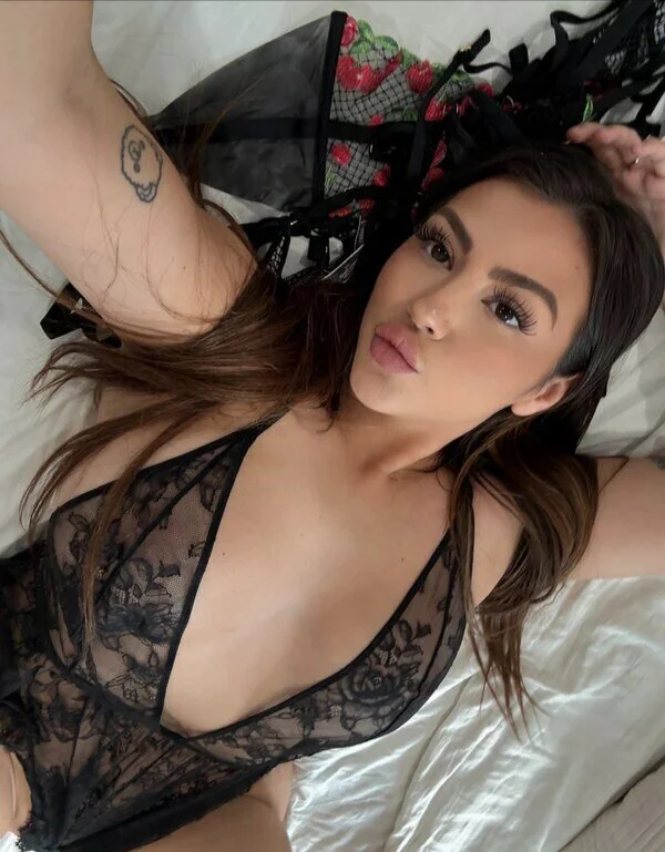 Tuğçe İSTANBUL GENELİ Escort Bayan İSTANBUL GENELİ Escort Tuğçe Fotoğrafı (3)